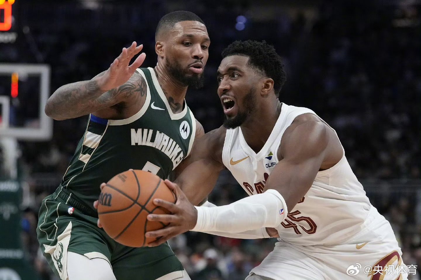 开云-关于密尔沃基雄鹿发布备战花絮，窗口期状态回暖，NBA总决赛任务艰巨，赛程密集仍需轮换的信息
